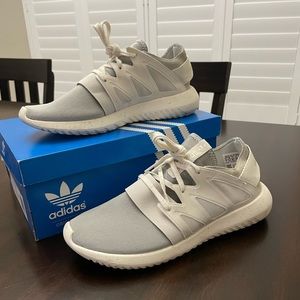 Womens Adidas Tubular Viral Sneakers